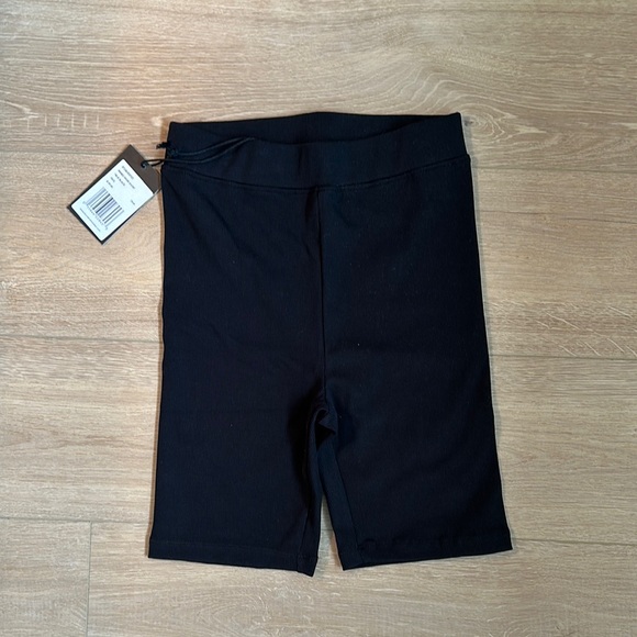 Brunette The Label Black Bike Shorts - Picture 1 of 5